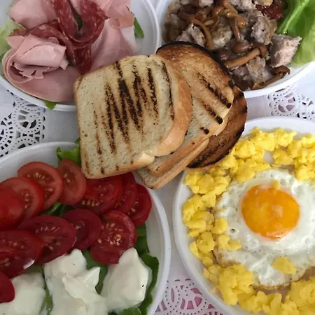 Palazzo D'amaro Historical Bed & Breakfast 3*